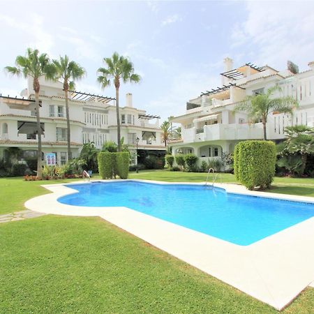 Apartamentos Naranjos Del Sol Marbella Dış mekan fotoğraf
