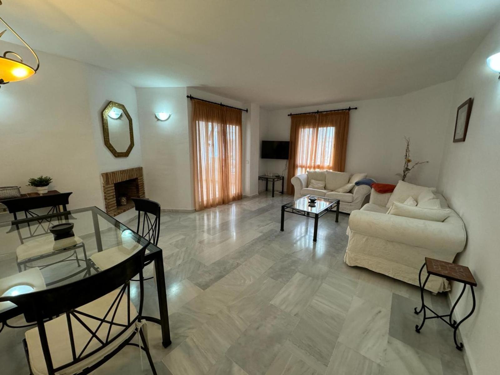 Apartamentos Naranjos Del Sol Marbella Dış mekan fotoğraf