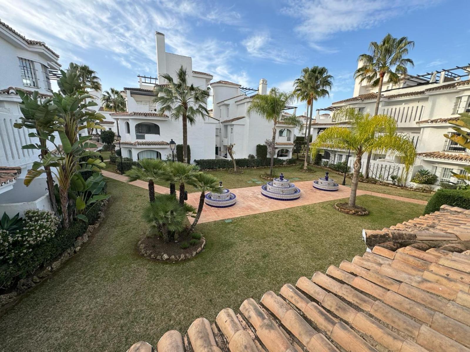 Apartamentos Naranjos Del Sol Marbella Dış mekan fotoğraf