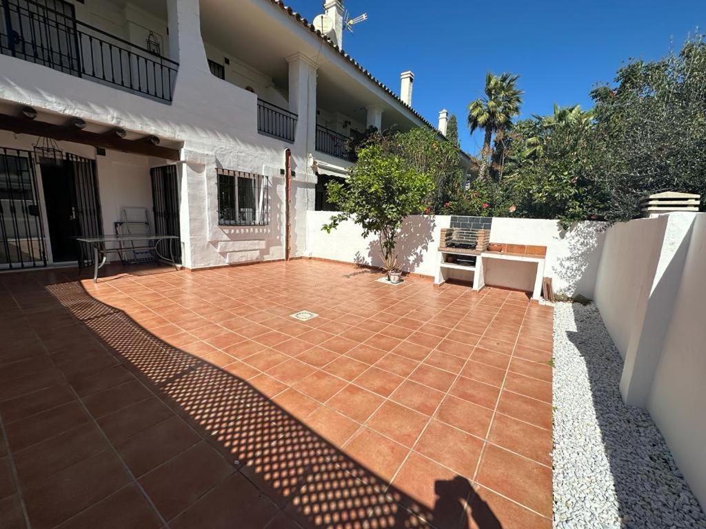 Apartamentos Naranjos Del Sol Marbella Dış mekan fotoğraf