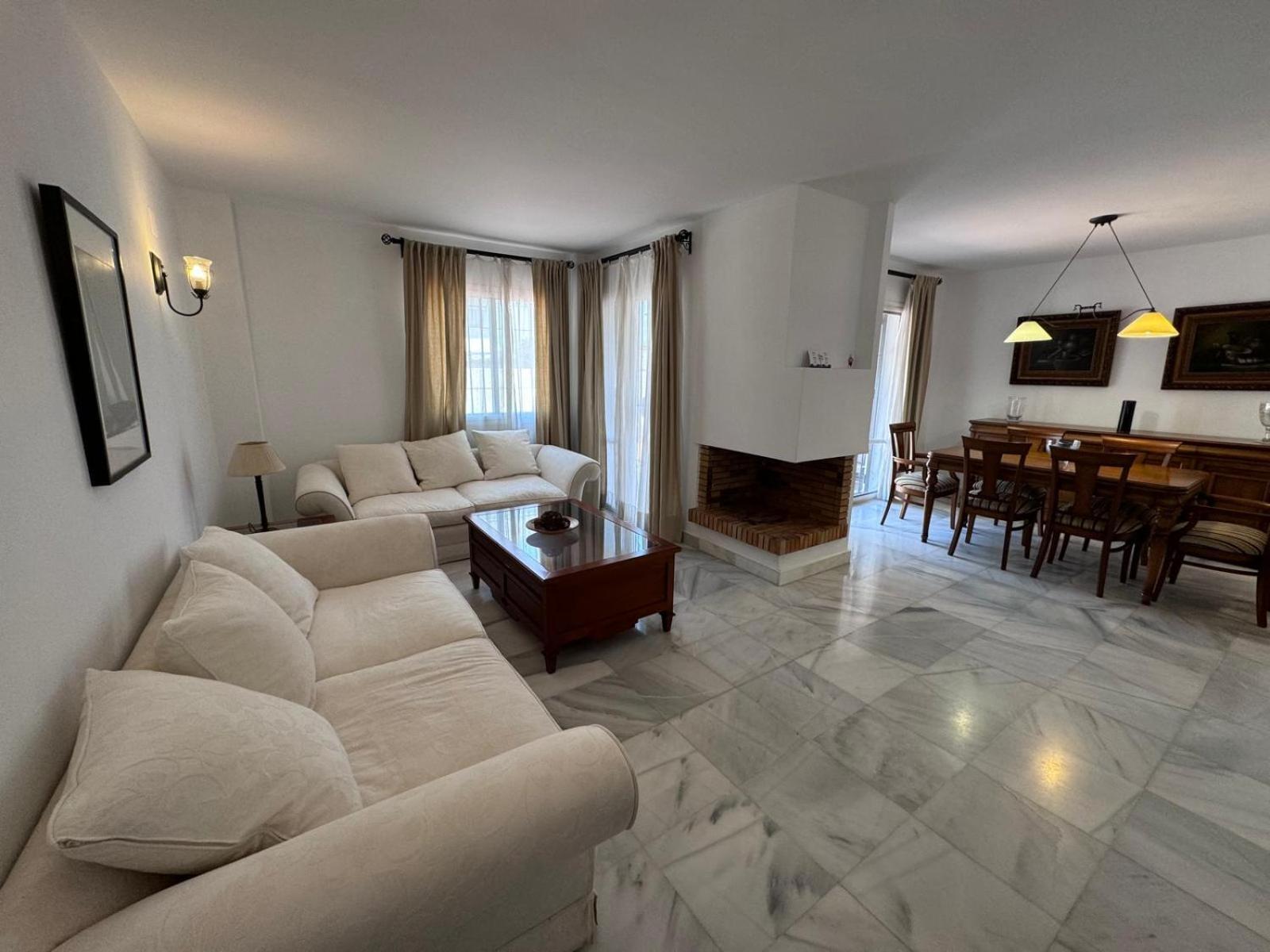 Apartamentos Naranjos Del Sol Marbella Dış mekan fotoğraf
