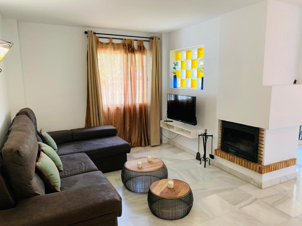 Apartamentos Naranjos Del Sol Marbella Dış mekan fotoğraf