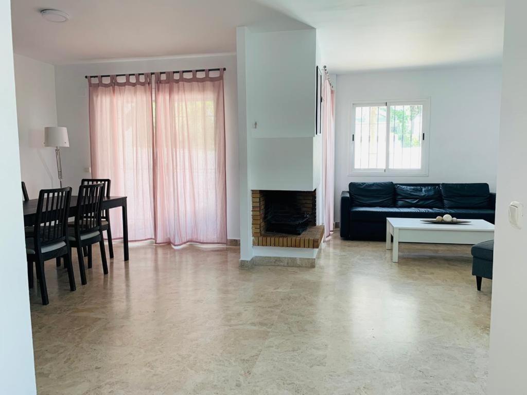 Apartamentos Naranjos Del Sol Marbella Dış mekan fotoğraf