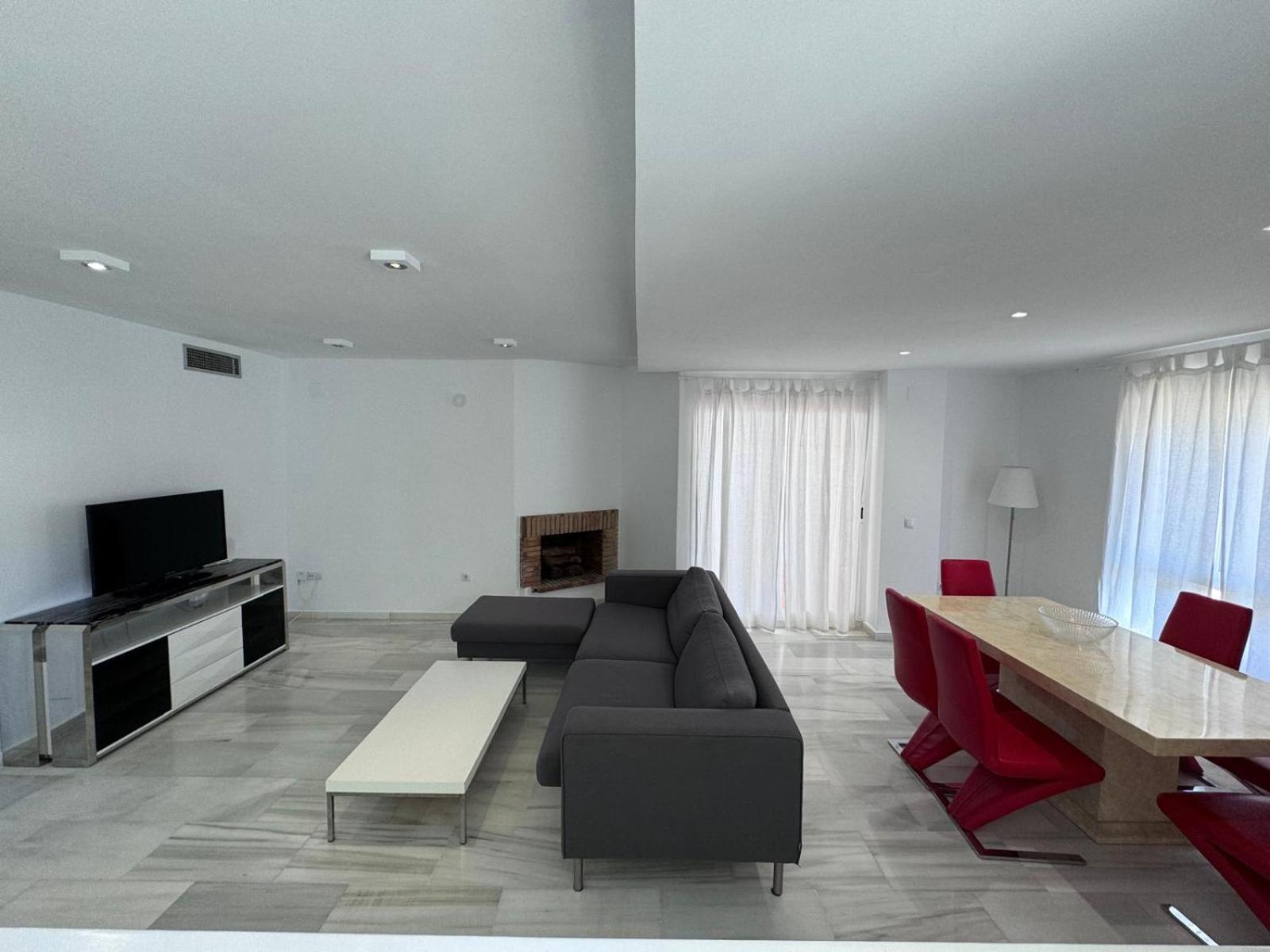 Apartamentos Naranjos Del Sol Marbella Dış mekan fotoğraf