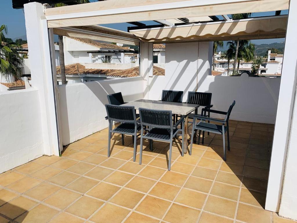 Apartamentos Naranjos Del Sol Marbella Dış mekan fotoğraf