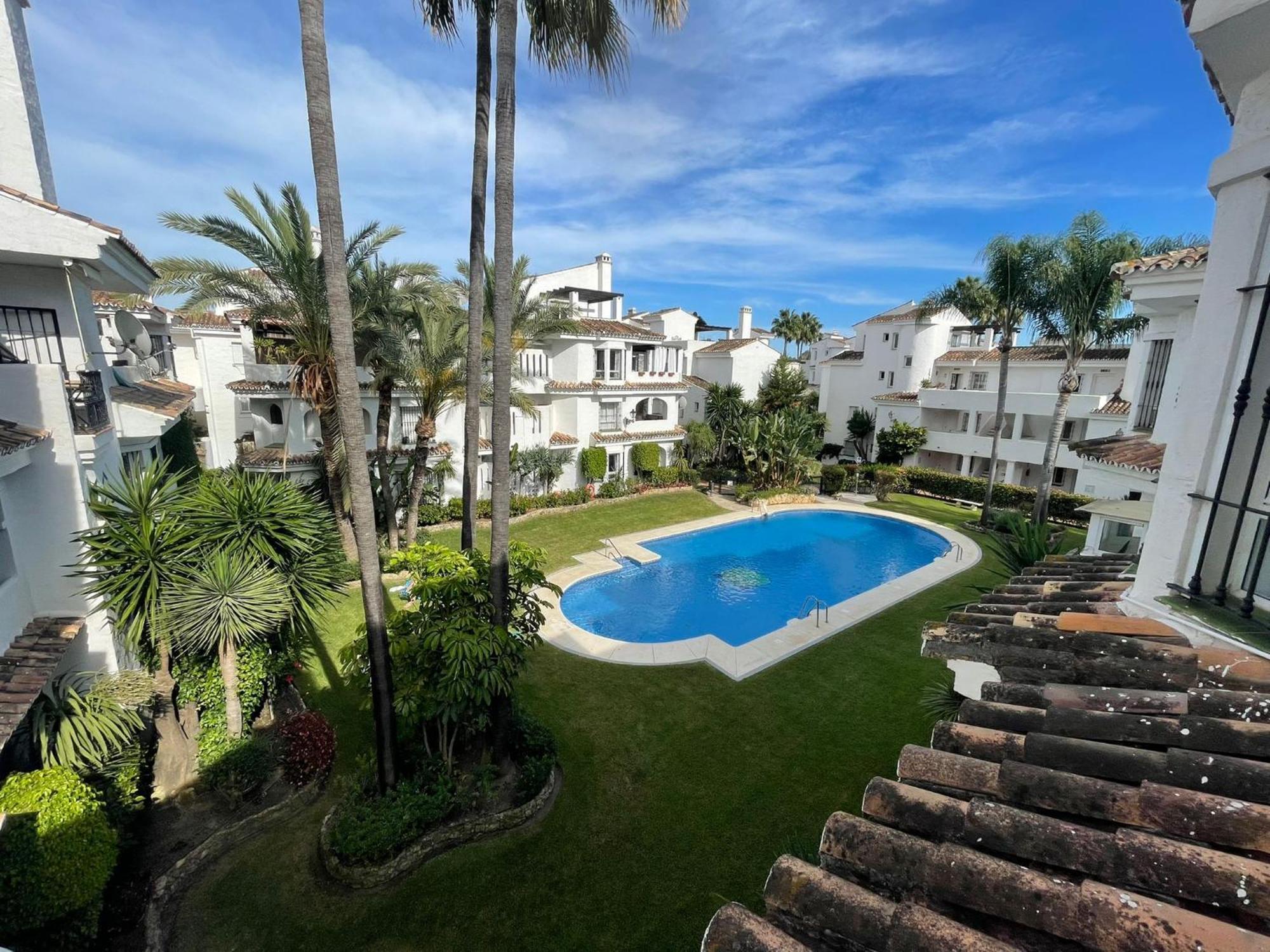 Apartamentos Naranjos Del Sol Marbella Dış mekan fotoğraf